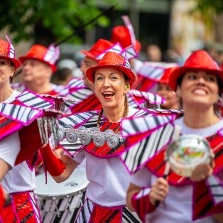 Samba school Papagaio offers weekly samba percussion classes for beginners and for more advanced players.